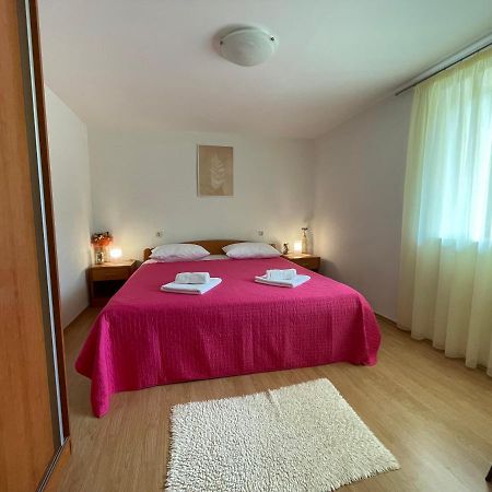 Apartment Benky Pićan Eksteriør bilde