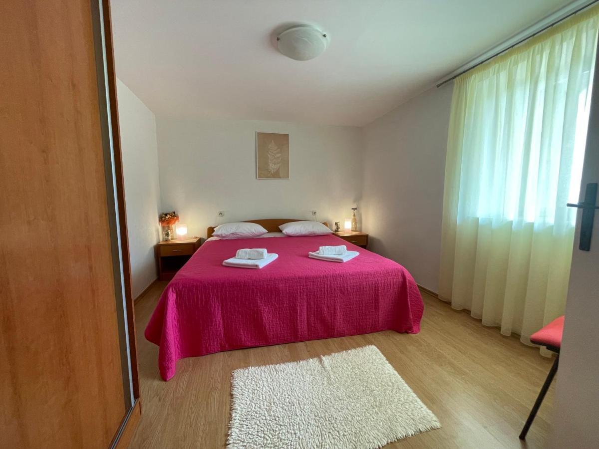 Apartment Benky Pićan Eksteriør bilde